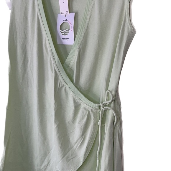 NWT Anthropologie Daily Practice Montauk V-Neck Mini Dress Wrap Lime M - Picture 9 of 13